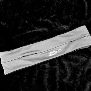 Gray Flipbelt for Runners - Size Small